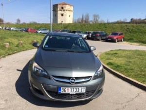 Opel astra J sedan automatic